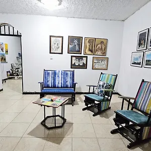 Mom's House Colombia Habitación en casa particular